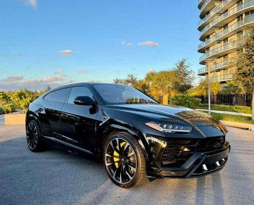 Lamborghini URUS Black 2021 — фото из каталога MHP Miami