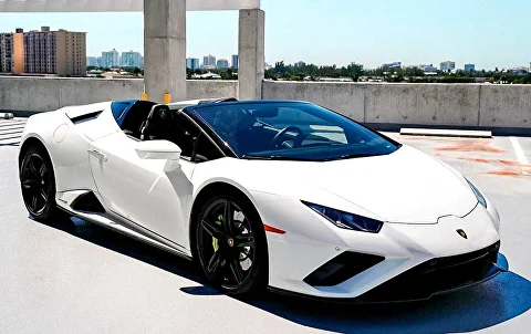Lamborghini Huracan EVO White — фото из каталога MHP Miami