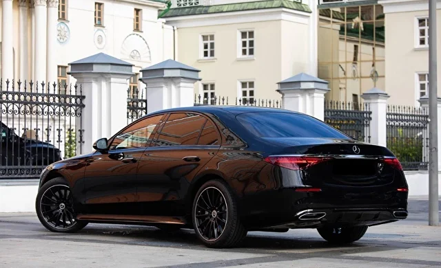 Mercedes-Benz S-Class W223