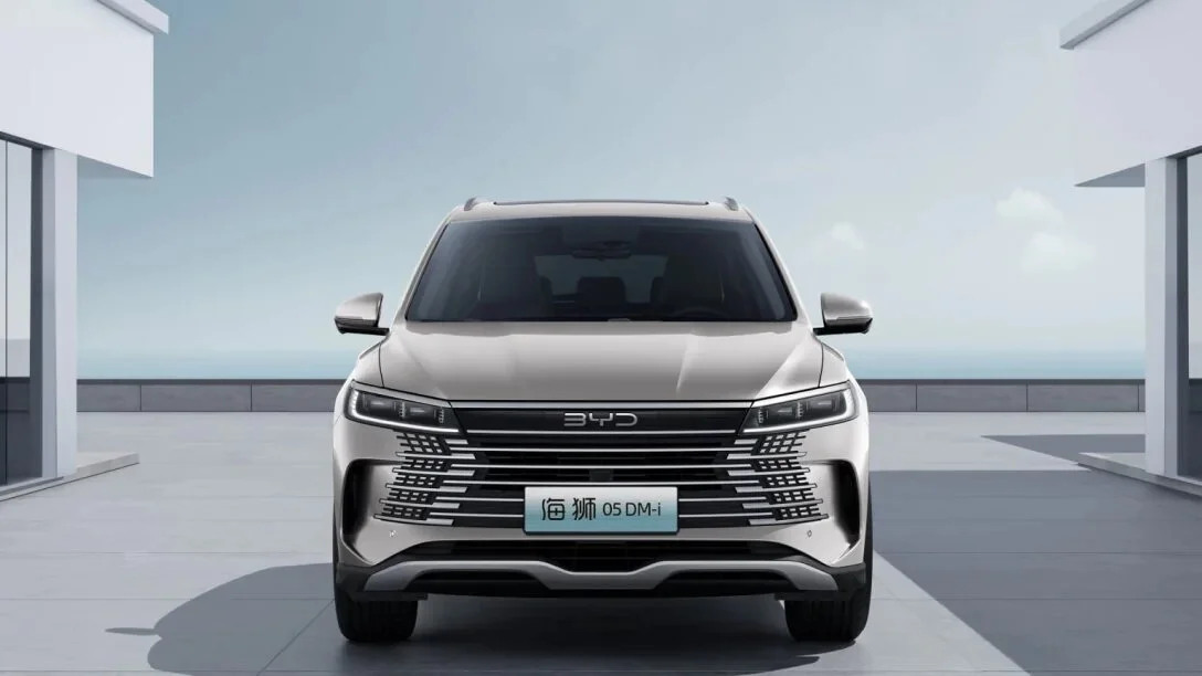 BYD показал электрифицированный семейный кроссовер за 000 с запасом хода 2000 км - 2 | kz.bex-auto.com BYD показал электрифицированный семейный кроссовер за 000 с запасом хода 2000 км - 2 | kz.bex-auto.com