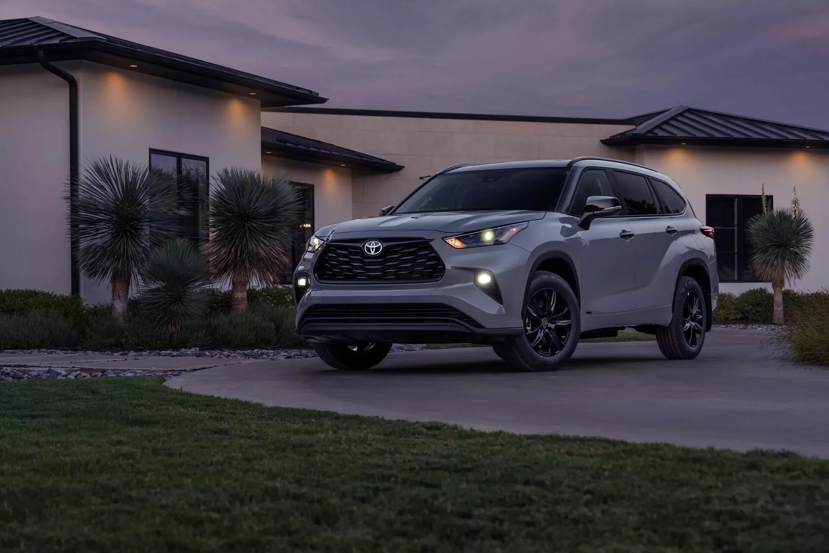 Представлен Toyota Highlander 2025 | kz.bex-auto.com Представлен Toyota Highlander 2025 | kz.bex-auto.com