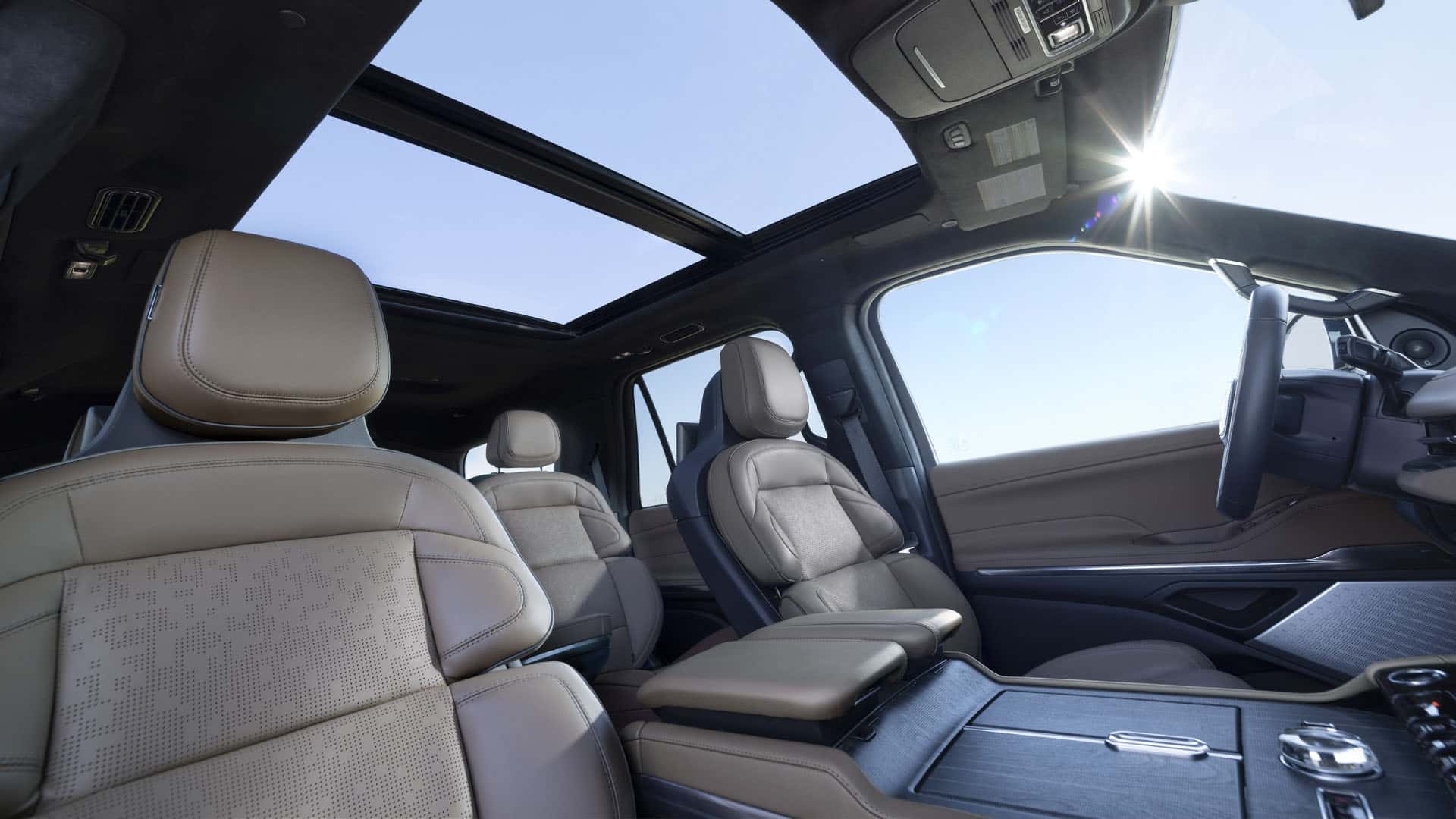 Концерн Ford представил новый Lincoln Navigator 2025 модельного года - 6 | kz.bex-auto.com Концерн Ford представил новый Lincoln Navigator 2025 модельного года - 6 | kz.bex-auto.com