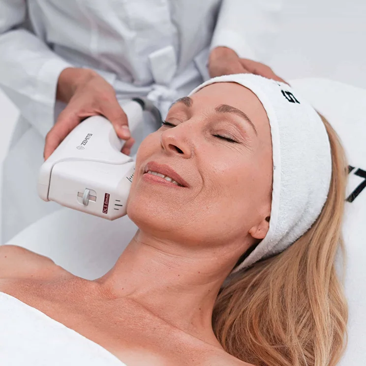 【極美品】Non-Surgical Skin Tightening and Li Do HIFU non-surgical facelifts really work??