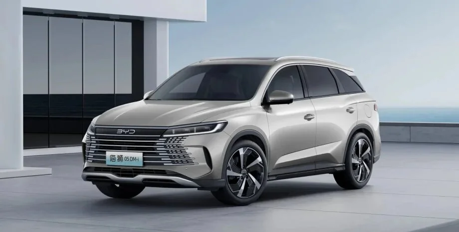 BYD показал электрифицированный семейный кроссовер за 000 с запасом хода 2000 км | kz.bex-auto.com BYD показал электрифицированный семейный кроссовер за 000 с запасом хода 2000 км | kz.bex-auto.com