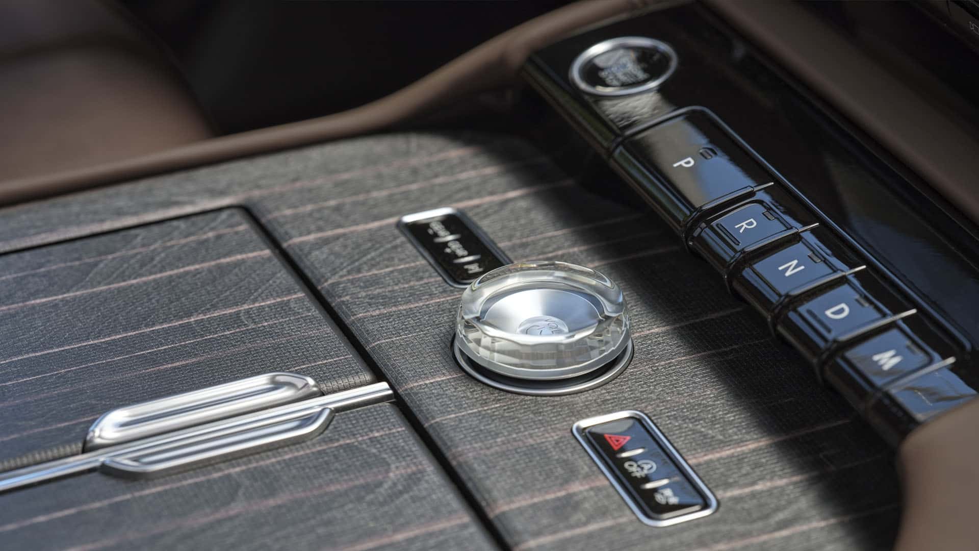 Концерн Ford представил новый Lincoln Navigator 2025 модельного года - 7 | kz.bex-auto.com Концерн Ford представил новый Lincoln Navigator 2025 модельного года - 7 | kz.bex-auto.com