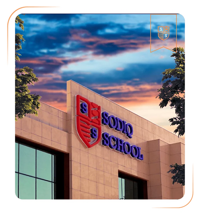 Busty kaltak bir braid va uning yigiti bilan