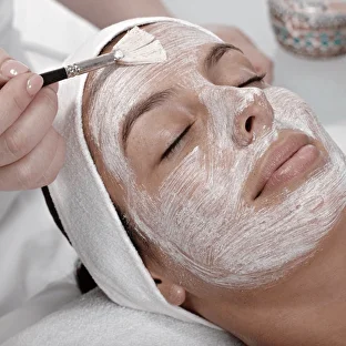 Chemical Peels Treatment
