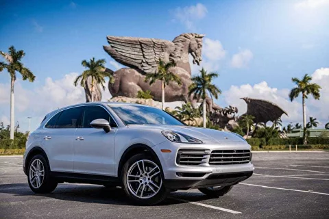 Porsche Cayenne S 2019 — фото из каталога MHP Miami