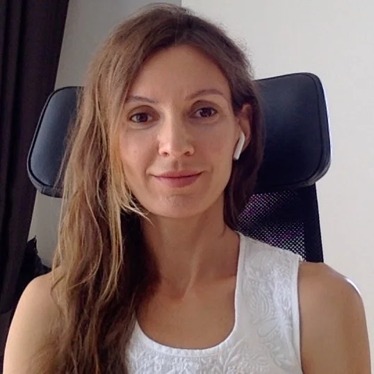 Алиана Устиненконың секс туралы видеосы Пиздадағы заттармен порно