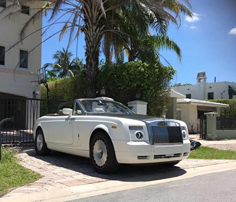 Rolls Royce Phantom Drophead — фото из каталога MHP Miami